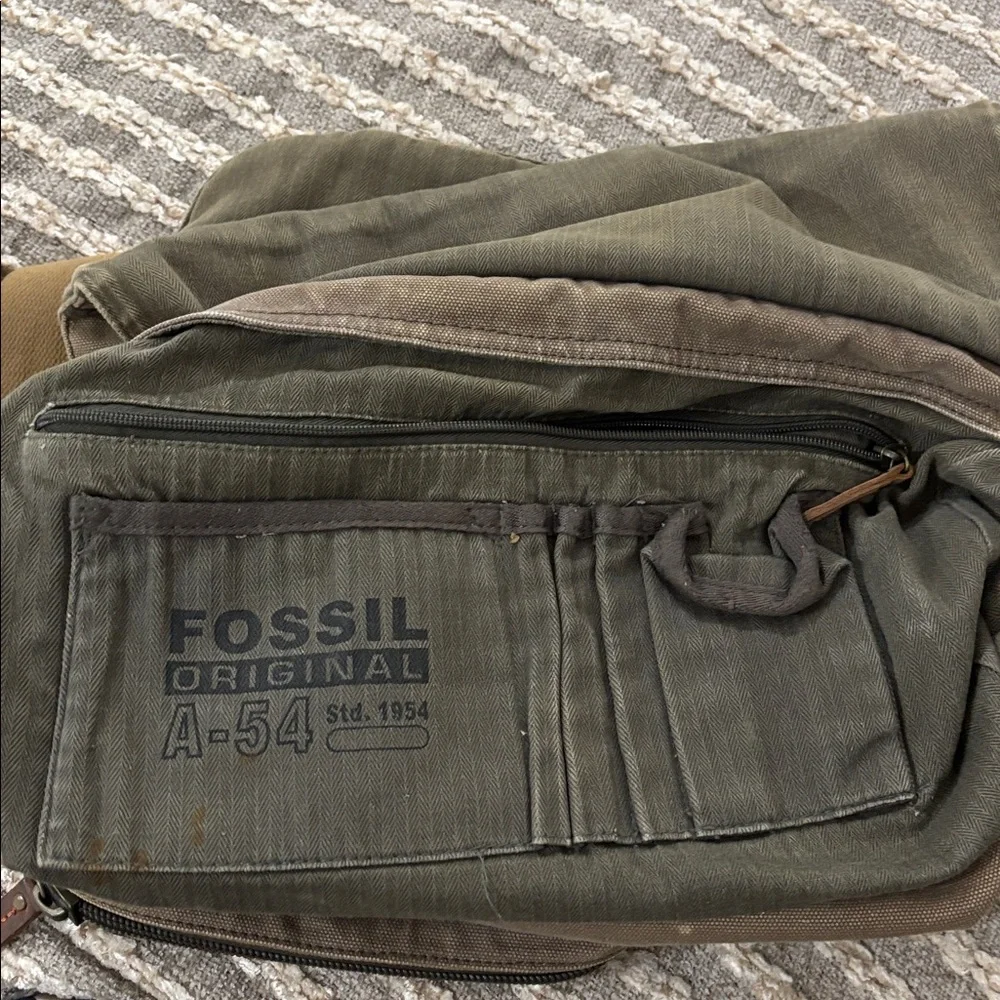 Fossil Original A-54 Messenger Commuter Bag Brown Canvas‎ Shoulder Crossbody
